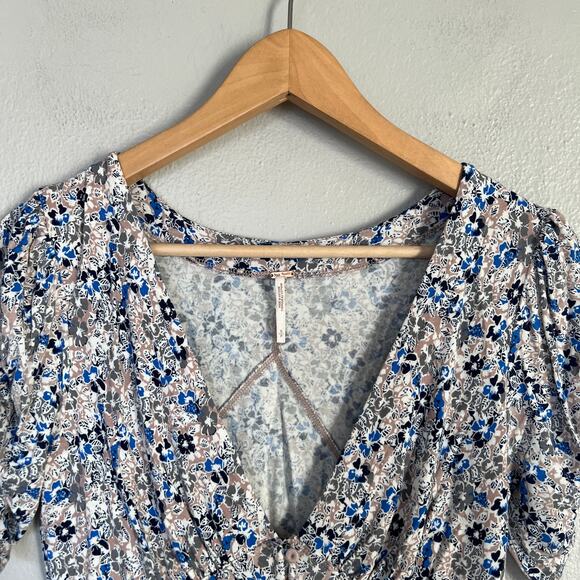Free People Peasant Top Women's Hollywood Floral V-Neck Ruched Sleeve Top Size S - Picture 4 of 10